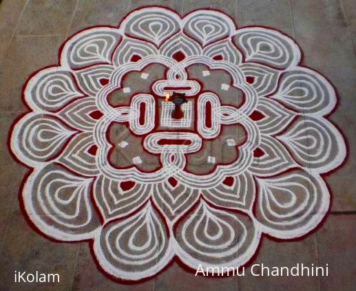 Rangoli: Thai 1st velli padi kolam