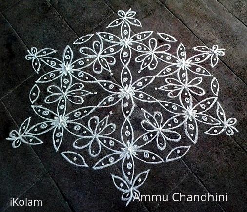 Rangoli: Dotted kolam Rangoli: Dotted kolam