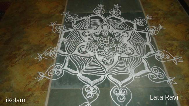 Rangoli: navrathri mav-kolam