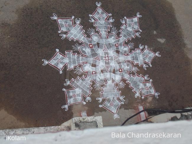 Rangoli: Padi kolam