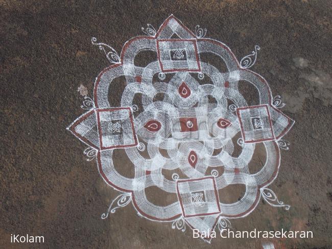 Rangoli: Padi kolam