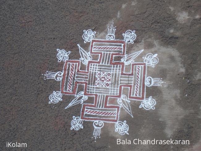 Rangoli: padikolam