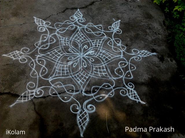 Rangoli: Freer hand and sikku kolam