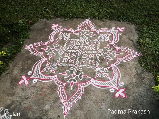Rangoli: Sikku Kolam for Deepavali