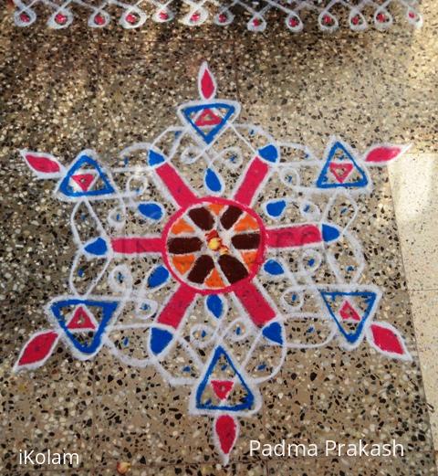 Rangoli: Tulsi kolam