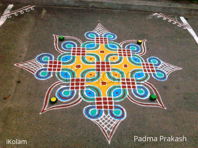 Rangoli: Dotted kolam