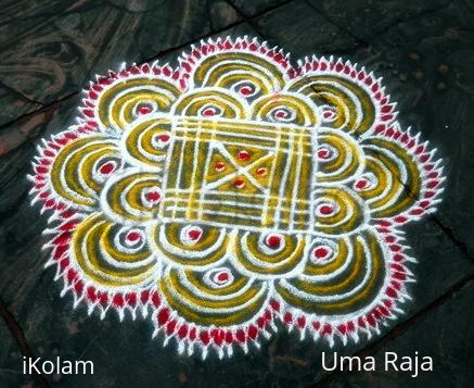 Rangoli: simple beauty