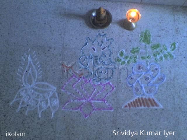 Rangoli: Freehand Tulsi Ganesh Kolam Rangoli: Freehand Tulsi Ganesh Kolam