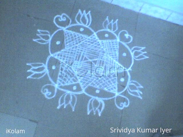 Rangoli: Freehand kanya kolam Rangoli: Freehand kanya kolam