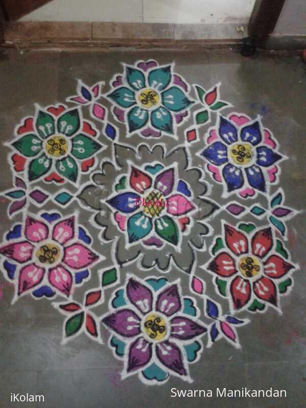 Rangoli: Margazhi 2014-2015: Day19::DottedFlowerKolam