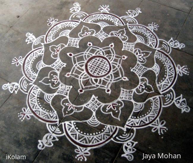 Rangoli: Navarathri special maakkolam