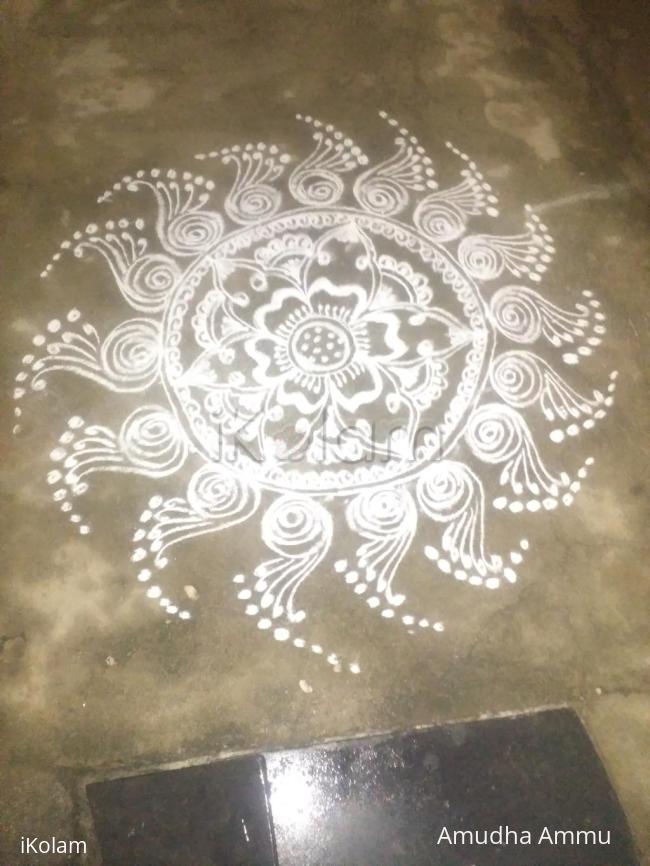 Rangoli: margazhi kolam