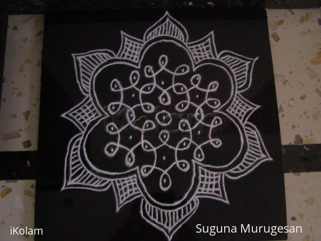 Rangoli: chikku kolam