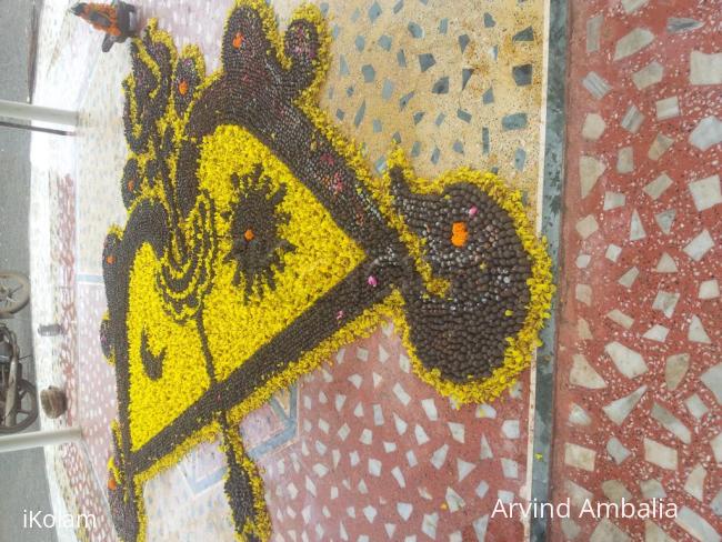 Rangoli: Shiv Parthiv ling 2015