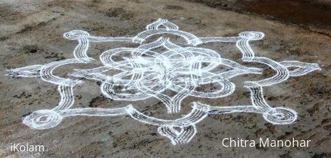 Rangoli: Kuzhal kolam
