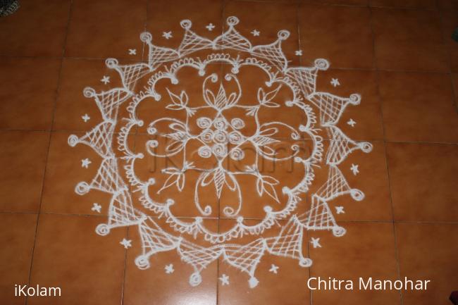 Rangoli: Free hand kolam Rangoli: Free hand kolam