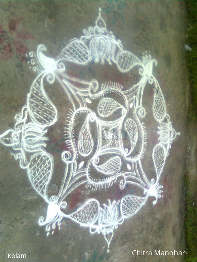 Rangoli: Free hand kolam Rangoli: Free hand kolam