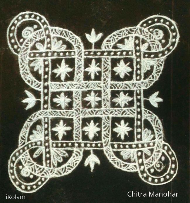 Rangoli: Interlaced kolam