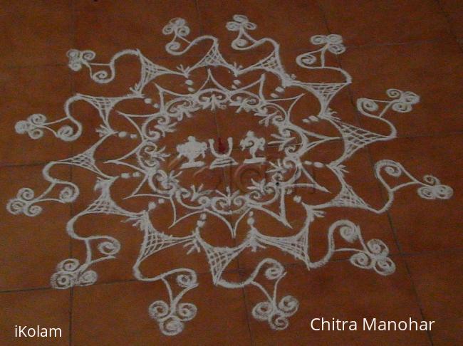 Rangoli: Purattasi Sanikizhamai Kolam