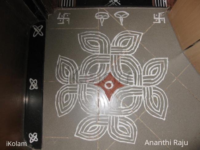 Rangoli: Padi kolam