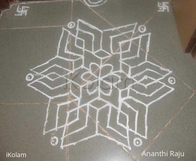 Rangoli: Dotted maakolam