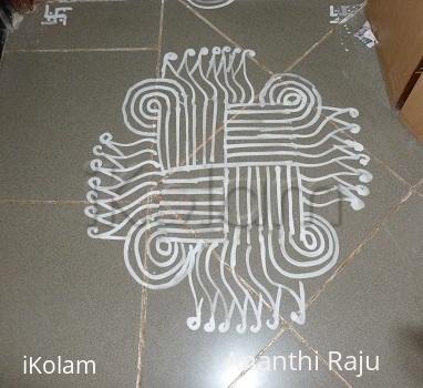 Rangoli: Aadi velli kolam