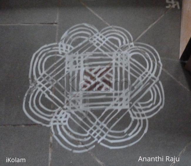 Rangoli: Padikolam