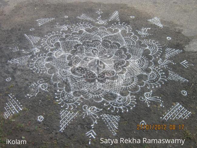 Rangoli: A huge kolam