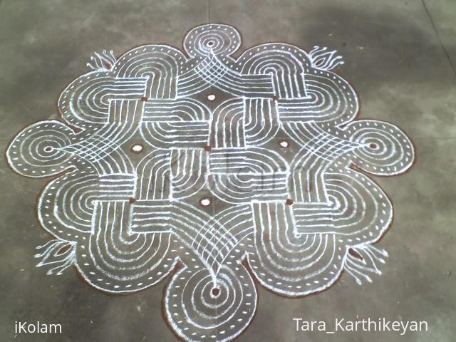 Rangoli: margazhi kolam 2 Rangoli: margazhi kolam 2