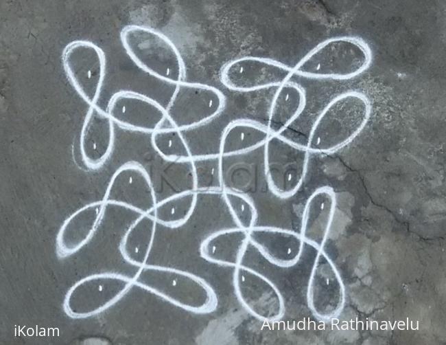 Rangoli: small chikku copy cat ,my version Rangoli: small chikku copy cat ,my version