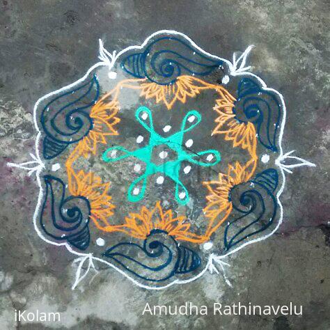 Rangoli: Sanghu wth lotus Rangoli: Sanghu wth lotus