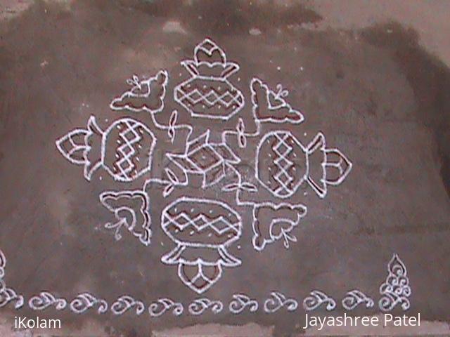 Rangoli: Kalash