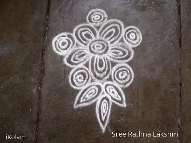 Rangoli: quilling kolam