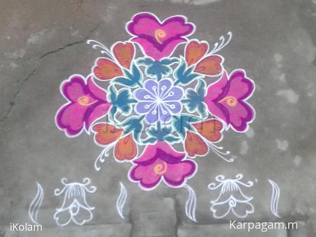 Rangoli: flower kolam