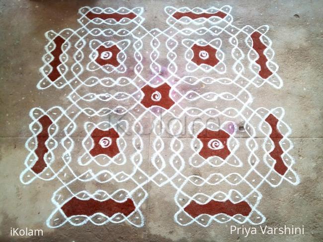 Rangoli: margazhi kolam 