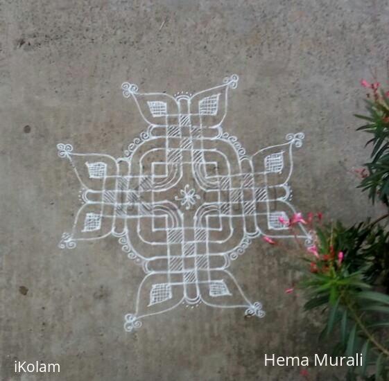 simple rangoli designs with 5 dots