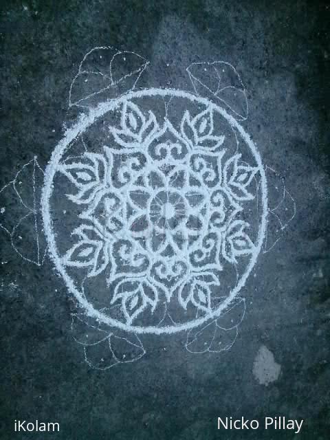 Rangoli: Round Kolam part 1