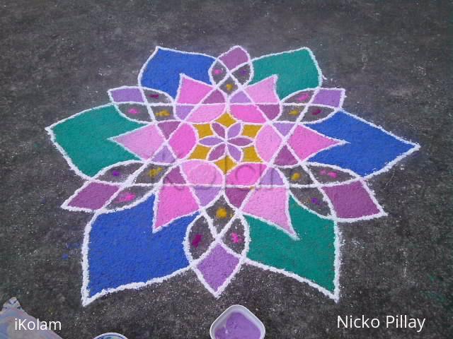 Rangoli: Flowery stars 
