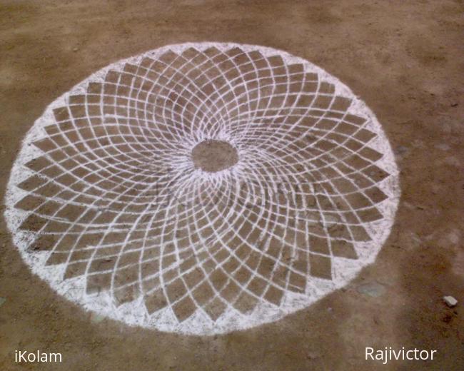 Rangoli: flower kolam