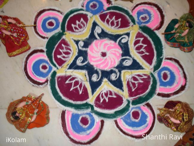 Rangoli: freehand colour rangoli
