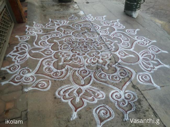 Rangoli: flower rangoli