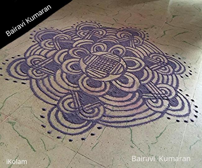 Rangoli: Navaratri day 5