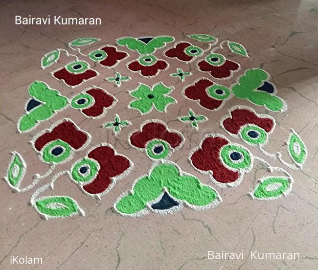Rangoli: Maargazli kolam day 4