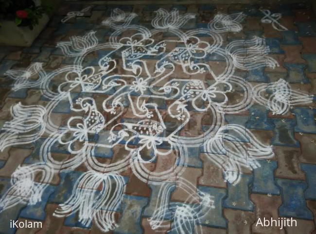 Rangoli: Aadi Perukku -Fusion kolam