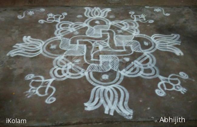 Rangoli: Swastik rangoli