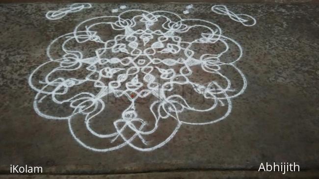 Rangoli: Rainy Kolam 