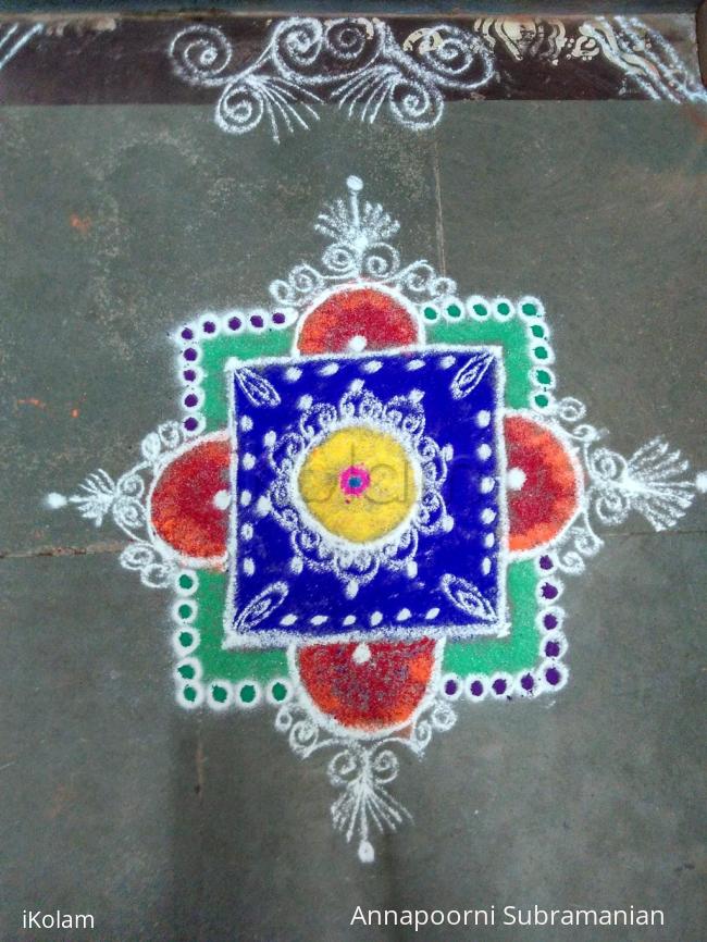 Rangoli: margazhi kolam