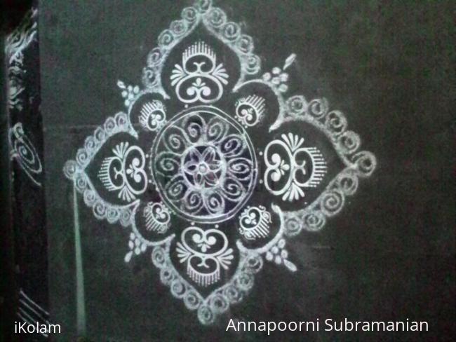 Rangoli: margazhi kolam