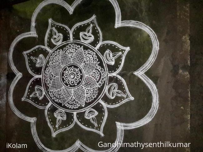 Rangoli: Day 4