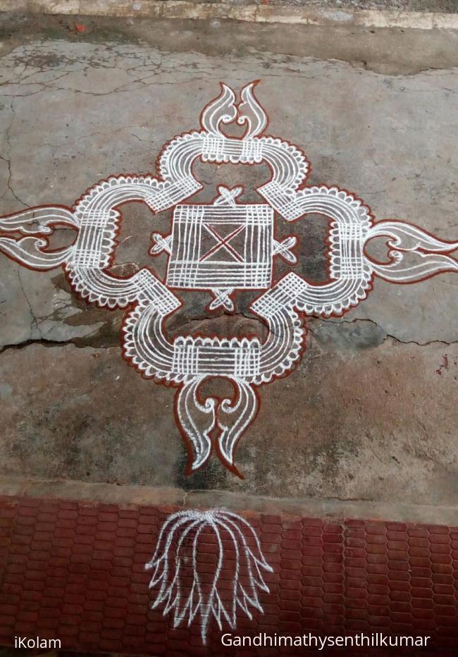 Rangoli: Friday kolam